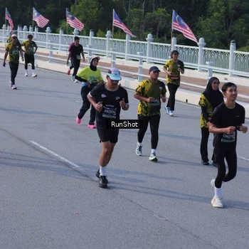 Runner Photo 7133031
