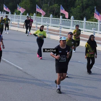 Runner Photo 7133034