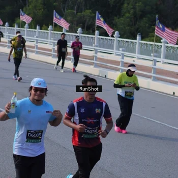 Runner Photo 7133053
