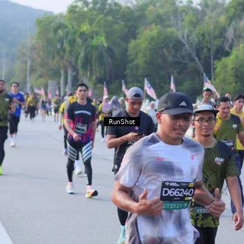 Runner Photo 7133055