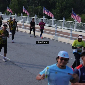 Runner Photo 7133058