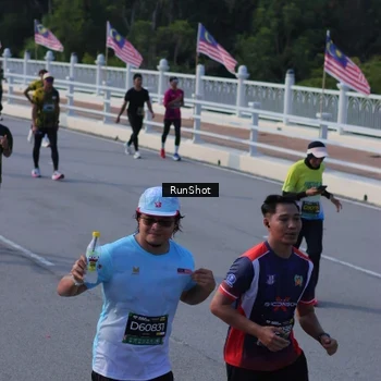 Runner Photo 7133059