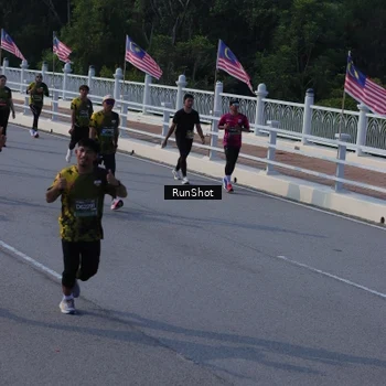 Runner Photo 7133060