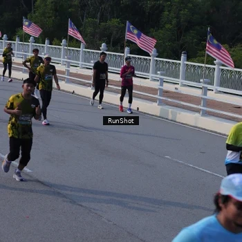 Runner Photo 7133063
