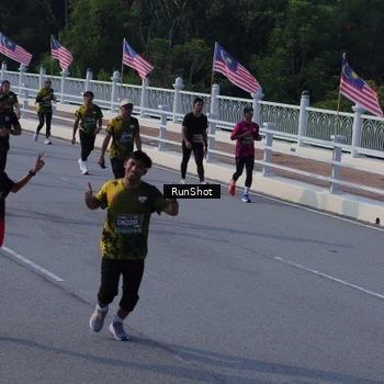 Runner Photo 7133068