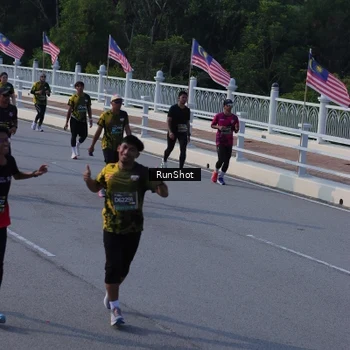 Runner Photo 7133071