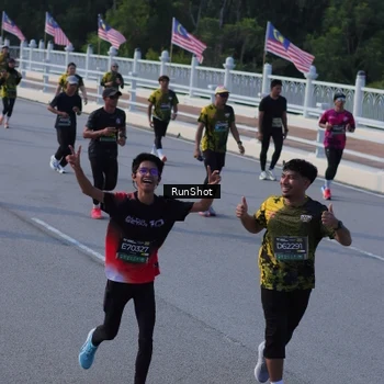 Runner Photo 7133073