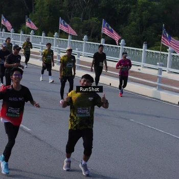 Runner Photo 7133074