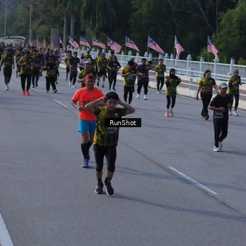 Runner Photo 7133084