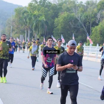 Runner Photo 7133085
