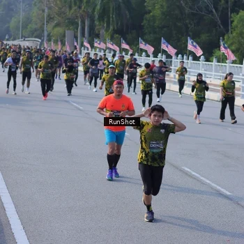Runner Photo 7133089