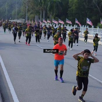 Runner Photo 7133096