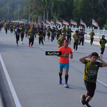 Runner Photo 7133097