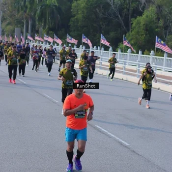 Runner Photo 7133107