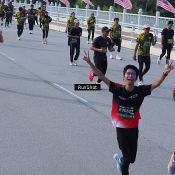 Runner Photo 7133108