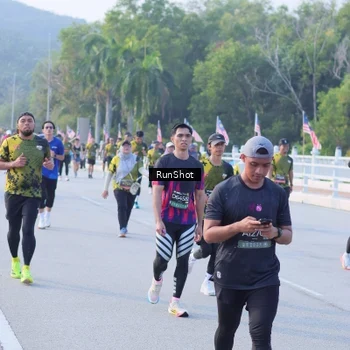 Runner Photo 7133109