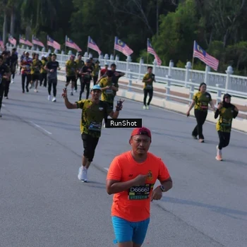 Runner Photo 7133118