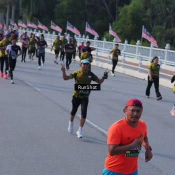 Runner Photo 7133121