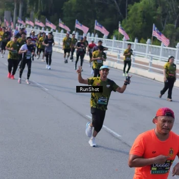 Runner Photo 7133124