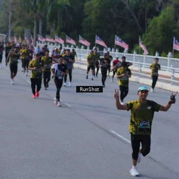 Runner Photo 7133125