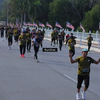 Runner Photo 7133128