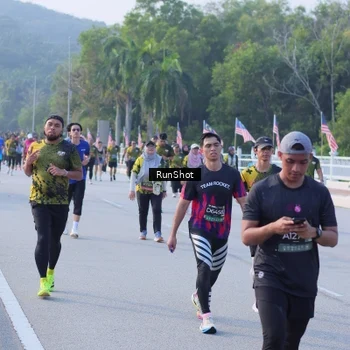 Runner Photo 7133135