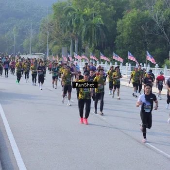 Runner Photo 7133136