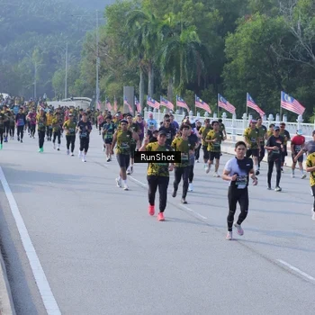 Runner Photo 7133139