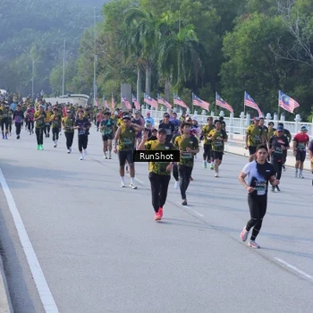 Runner Photo 7133143
