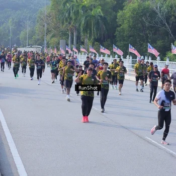 Runner Photo 7133146