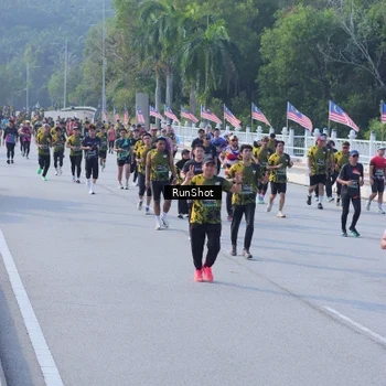 Runner Photo 7133149