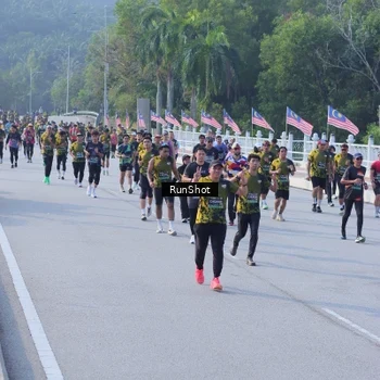 Runner Photo 7133151