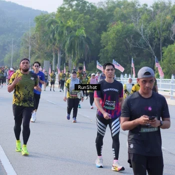 Runner Photo 7133157