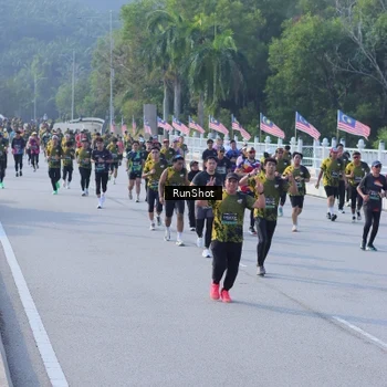 Runner Photo 7133166