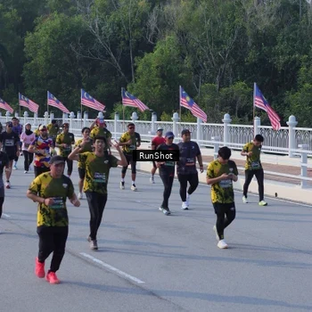 Runner Photo 7133175