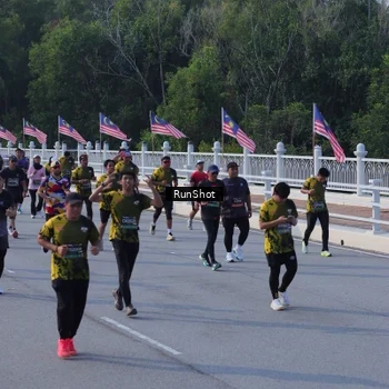 Runner Photo 7133176