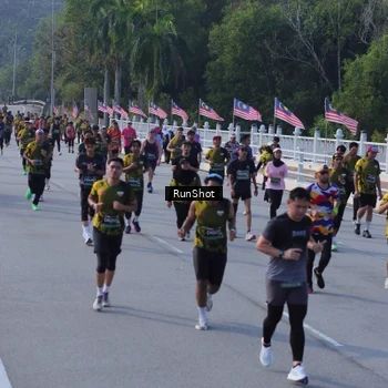 Runner Photo 7133188