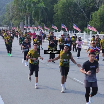 Runner Photo 7133196