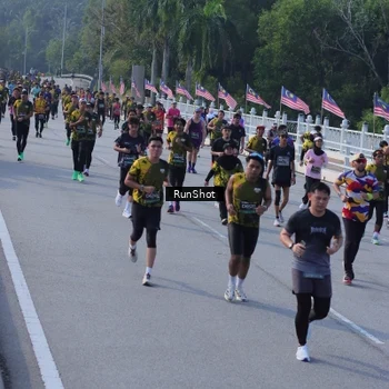 Runner Photo 7133202