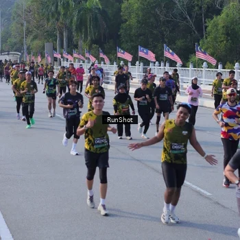 Runner Photo 7133203