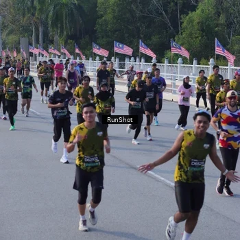 Runner Photo 7133210
