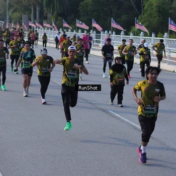 Runner Photo 7133240