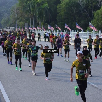Runner Photo 7133250