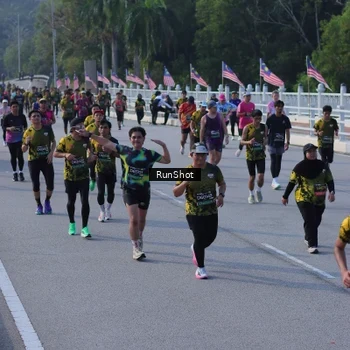 Runner Photo 7133253