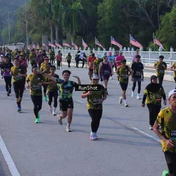 Runner Photo 7133254