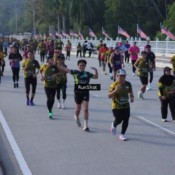 Runner Photo 7133260