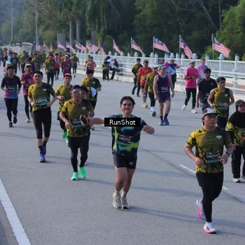 Runner Photo 7133264