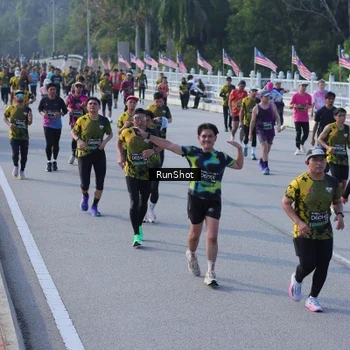 Runner Photo 7133266