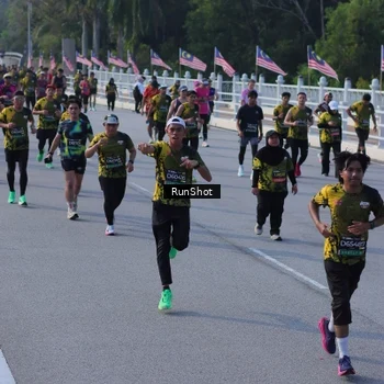 Runner Photo 7133268