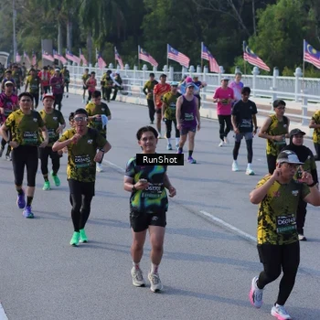 Runner Photo 7133276